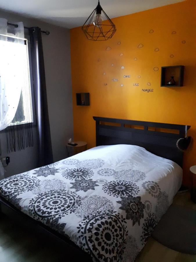 Chez Les Catherine Saintes Exterior foto